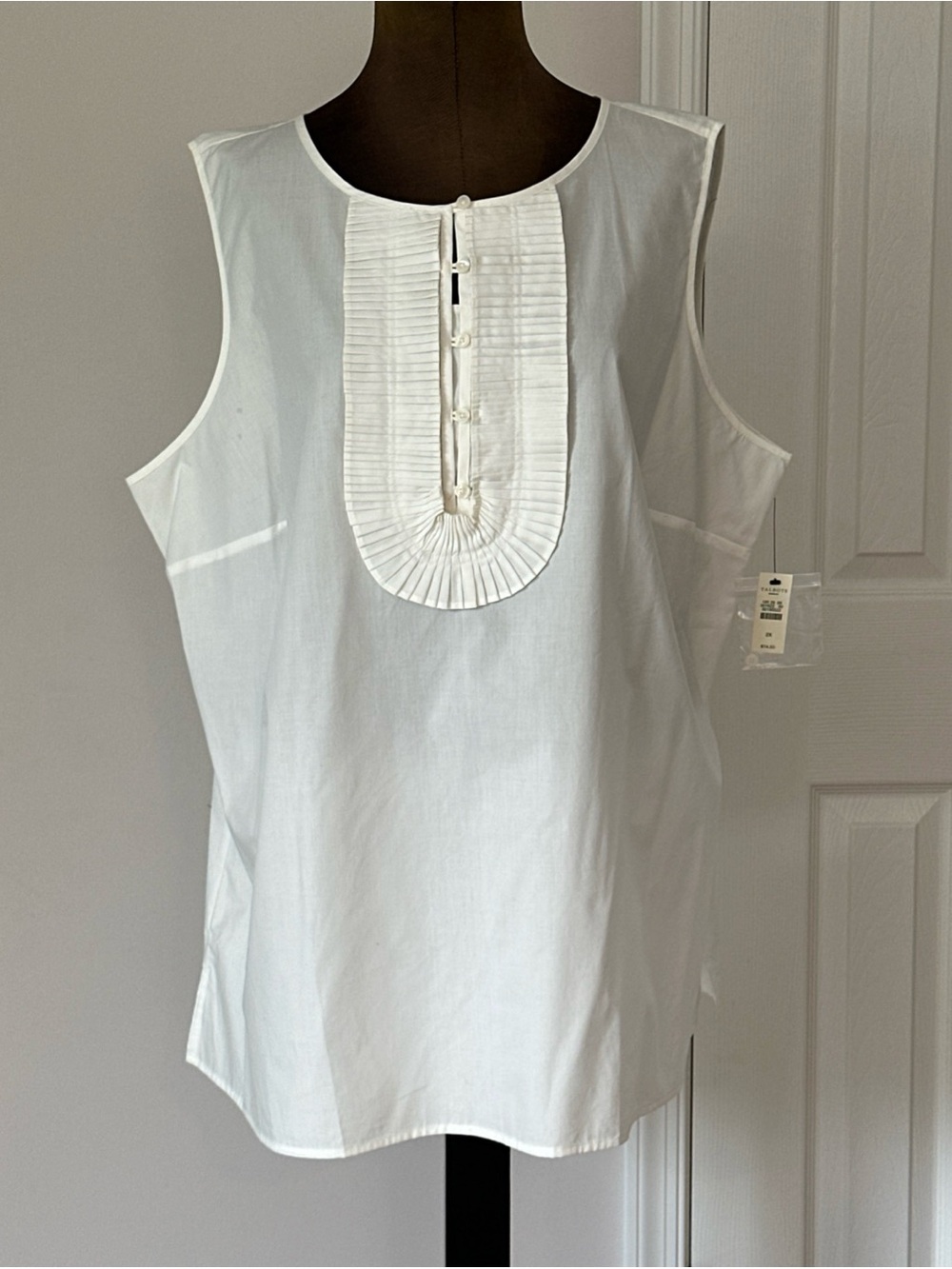 Talbots White Sleeveless Pintuck Bib Tunic Top size 2X